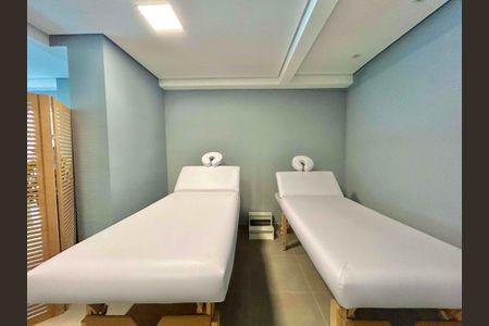 38_photo/94d1fe14b3.04a823dc9d4d949a-ATLAS-1b222dbd-e235-4646-a710-8a6f68aec87f.jpg de apartamento à venda com 3 quartos, 80m² em Vila Alzira, Guarujá