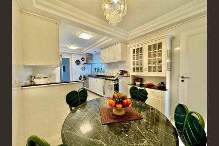 10_photo/94d1fe15c9.bdb31ef6bbb13890-ATLAS-422e33be-d8bf-419e-bdbe-daef1b347cd0.jpg de apartamento à venda com 3 quartos, 180m² em Vila Luis Antonio, Guarujá