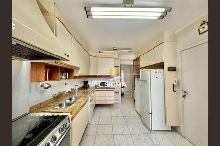 32_photo/94d1fe160d.b3e943bb830e856d-ATLAS-a479ee03-4d11-4c3c-9696-e847ebc0d6eb.jpg de apartamento à venda com 3 quartos, 156m² em Jardim Asturias, Guarujá