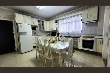 4_photo/94d1fe17dd.6540ec0a4d6f2359-ATLAS-3e4711cd-578d-497a-a178-6c8bbec4edfb.jpg de apartamento à venda com 3 quartos, 140m² em Barra Funda, Guarujá