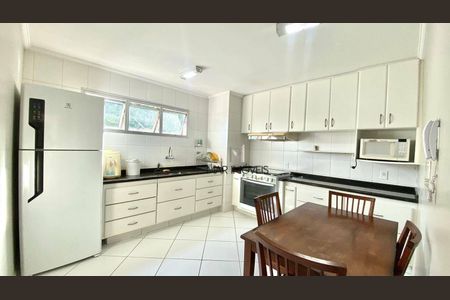 10_photo/94d1fe17f1.1cf6251bc0b6c5c3-ATLAS-a4476df4-fd15-40a5-a8d0-d1783ee2ab59.jpg de apartamento para alugar com 2 quartos, 100m² em Barra Funda, Guarujá