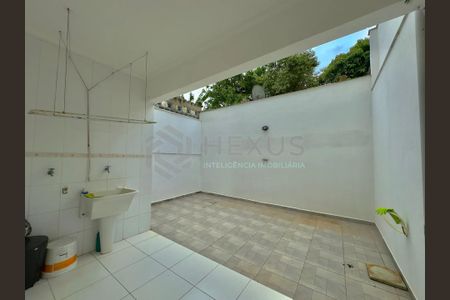 20_photo/94d1fe1aa9.93b8fa184532727f-ATLAS-00834f78-6599-471d-8947-b07e0e2735e7.jpg de casa à venda com 3 quartos, 124m² em Jardim Las Palmas, Guarujá