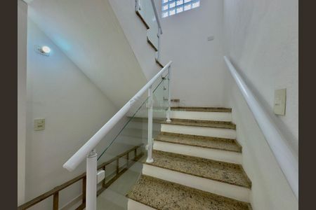 10_photo/94d1fe1aa9.93b8fa184532727f-ATLAS-32cf6bf2-e1e8-4fc3-8da2-39c1992dfd33.jpg de casa à venda com 3 quartos, 124m² em Jardim Las Palmas, Guarujá