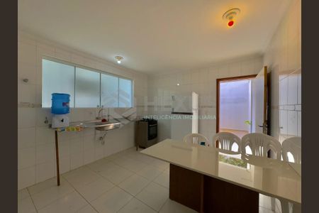 13_photo/94d1fe1aa9.93b8fa184532727f-ATLAS-c0516092-8fb5-4f23-b697-d4628155ebc6.jpg de casa à venda com 3 quartos, 124m² em Jardim Las Palmas, Guarujá