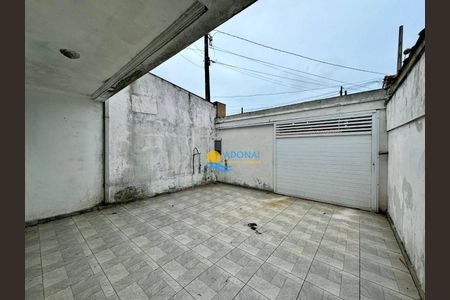 4_photo/94d1fe1aaf.b8e2a54fddbb4819-ATLAS-22be9bd2-92f4-456b-8ea0-7dd24842830b.jpg de casa à venda com 3 quartos, 120m² em Jardim Las Palmas, Guarujá