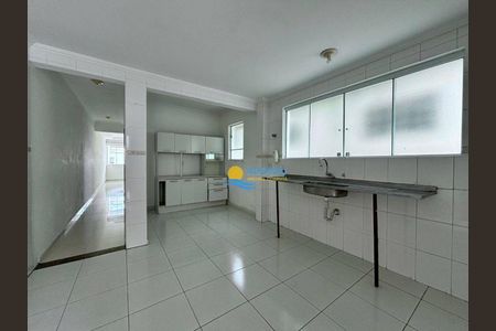 7_photo/94d1fe1aaf.b8e2a54fddbb4819-ATLAS-597cea96-206b-4e88-b097-39a421de7512.jpg de casa à venda com 3 quartos, 120m² em Jardim Las Palmas, Guarujá