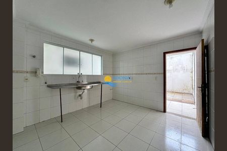 5_photo/94d1fe1aaf.b8e2a54fddbb4819-ATLAS-9c19a773-3ac4-4a34-a686-b98ff93dd722.jpg de casa à venda com 3 quartos, 120m² em Jardim Las Palmas, Guarujá