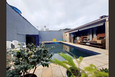 11_photo/94d1fe1b63.e6e1c947b02cf8fb-ATLAS-e7e5a38c-cd16-41cb-90c9-a78313ebda1d.jpg de casa à venda com 5 quartos, 230m² em Vila Santa Rosa, Guarujá