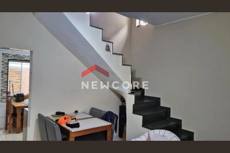 8_photo/94d1fe1c31.93b8fa184532727f-ATLAS-d078df75-6ce8-4faf-b06d-0a8b5e40a7ad.jpg de casa à venda com 2 quartos, 67m² em Vila Santa Rosa, Guarujá