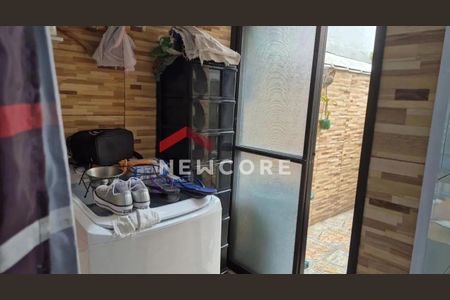 15_photo/94d1fe1c31.93b8fa184532727f-ATLAS-f44d3cbf-e2ff-4b77-acfe-29c3d721db02.jpg de casa à venda com 2 quartos, 67m² em Vila Santa Rosa, Guarujá