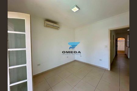 20_photo/94d1fe1c35.fe96b63aec789ef1-ATLAS-8d0636bb-8d90-4d7a-8eaa-ee005b97d4b6.jpg de casa à venda com 4 quartos, 200m² em Vila Santa Rosa, Guarujá