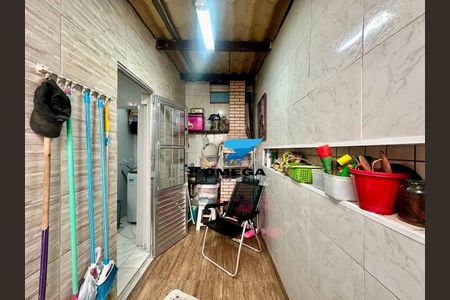 9_photo/94d1fe1c4d.7c2ae8445402a222-ATLAS-9b1746e4-8005-4d97-9eed-de747ef546c2.jpg de casa à venda com 2 quartos, 90m² em Vila Santa Rosa, Guarujá