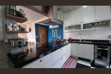 9_photo/94d1fe1c91.2cd73821eb7f9659-ATLAS-76d7c213-de74-4f83-b450-05bbd260a7ba.jpg de apartamento à venda com 3 quartos, 110m² em Jardim Las Palmas, Guarujá