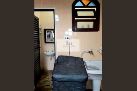 6_photo/94d1fe1cdf.d05a2d10473c09ea-ATLAS-278f1f3a-68c5-4357-bf7f-2afd3abeb831.jpg de casa à venda com 2 quartos, 100m² em Jardim Helena Maria, Guarujá