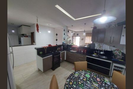 9_photo/94d1fe1cf5.dfdf3a77207432af-ATLAS-4d14048a-4e44-4da4-bc35-847620e91db5.jpg de casa à venda com 3 quartos, 180m² em Vila Santa Rosa, Guarujá