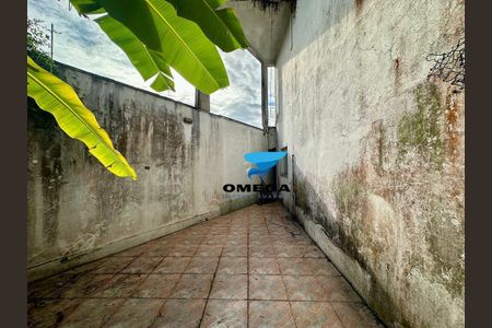 5_photo/94d1fe1d2b.7e2ea02b9085bf9d-ATLAS-140ce766-1ad7-458e-8a95-d332a8c1d79f.jpg de casa à venda com 3 quartos, 230m² em Vila Santa Rosa, Guarujá