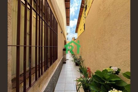 11_photo/94d1fe1d73.84a20ee5e5d4e8a1-ATLAS-47f6228c-ea75-4513-a9ec-ac17955bf0f0.jpg de casa à venda com 3 quartos, 222m² em Jardim Helena Maria, Guarujá