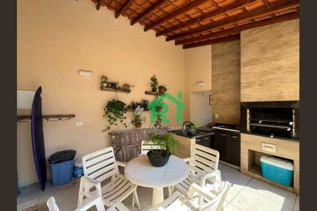 11_photo/94d1fe1d73.84a20ee5e5d4e8a1-ATLAS-be7fc2fb-b072-4666-8bc1-b463513fcdb7.jpg de casa à venda com 3 quartos, 222m² em Jardim Helena Maria, Guarujá