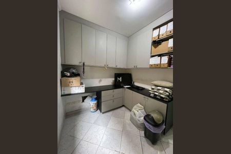 3_photo/94d1fe1d95.8afb14c28ca4662f-ATLAS-def61c00-a350-4e42-a92a-aa03dd3ba5f3.jpg de casa à venda com 4 quartos, 300m² em Jardim Helena Maria, Guarujá