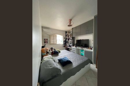 11_photo/94d1fe1d95.8afb14c28ca4662f-ATLAS-dff453bc-09e3-4e6f-93a5-b6ff2a9a7a18.jpg de casa à venda com 4 quartos, 300m² em Jardim Helena Maria, Guarujá