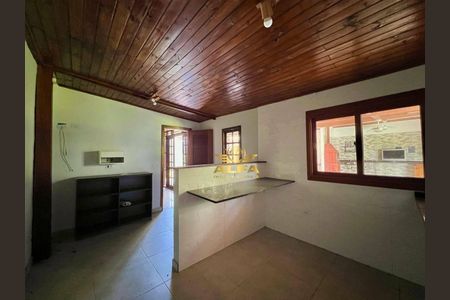 13_photo/94d1fe1e71.0435190f6de6ffa1-ATLAS-26f044ae-1bbc-4f23-9874-654efb3a27cb.jpg de casa à venda com 6 quartos, 184m² em Jardim Primavera, Guarujá