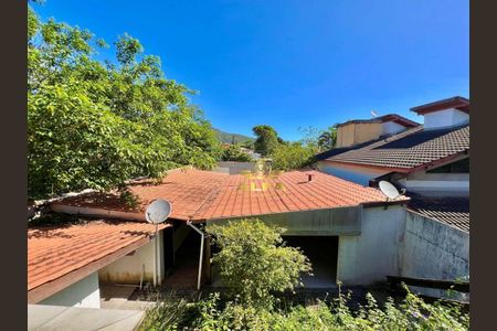 21_photo/94d1fe1e71.0435190f6de6ffa1-ATLAS-530f6b3b-540a-4d52-b8df-6d1aa4894dea.jpg de casa à venda com 6 quartos, 184m² em Jardim Primavera, Guarujá