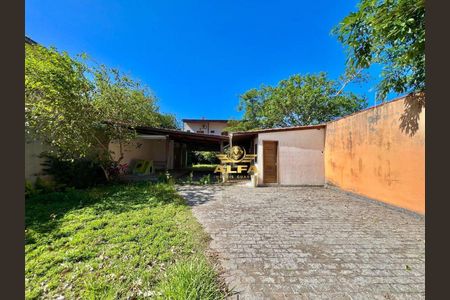 6_photo/94d1fe1e71.0435190f6de6ffa1-ATLAS-8731f1e0-78e4-4030-a203-a2e2cf7e854f.jpg de casa à venda com 6 quartos, 184m² em Jardim Primavera, Guarujá