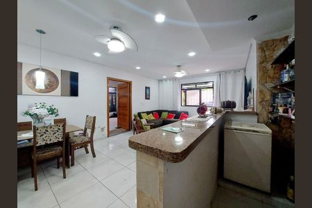 6_photo/94d1fe1e99.e30982bd74be4cb2-ATLAS-02d619d5-64c4-4c19-be59-9fa26f1ef511.jpg de casa à venda com 3 quartos, 282m² em Jardim Primavera, Guarujá