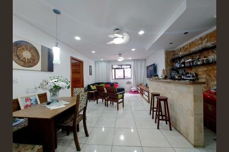 3_photo/94d1fe1e99.e30982bd74be4cb2-ATLAS-307e7f8f-7e1b-46c7-af5f-0adbe13c5dbd.jpg de casa à venda com 3 quartos, 282m² em Jardim Primavera, Guarujá