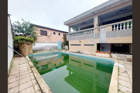 8_photo/94d1fe1e99.e30982bd74be4cb2-ATLAS-9e6690ed-5e3c-4f2c-8c37-68080ed2fffa.jpg de casa à venda com 3 quartos, 282m² em Jardim Primavera, Guarujá