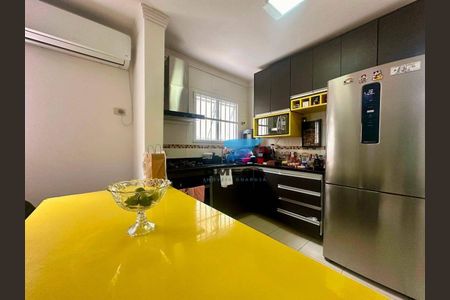 8_photo/94d1fe1ea5.8c2ca795ebaebe51-ATLAS-0a1df656-eccc-4419-b5e4-7a360bdeff87.jpg de casa à venda com 2 quartos, 95m² em Jardim Primavera, Guarujá