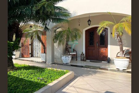 10_photo/94d1fe1eaf.c4b9dd5beeba0072-ATLAS-d6f84ebd-fc41-41d6-8d8b-bb1f4d37f4a9.jpg de casa à venda com 4 quartos, 560m² em Jardim Primavera, Guarujá