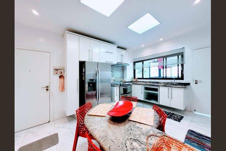 28_photo/94d1fe22b7.4d2b5072851402a8-ATLAS-eb3fbeec-bce5-4ed3-a5fc-63c5074a8bfd.jpg de apartamento à venda com 5 quartos, 270m² em Barra Funda, Guarujá