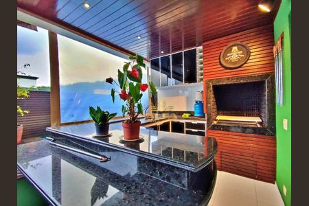 7_photo/94d1fe22fb.c74d3e0c457d7f23-ATLAS-6beeacb6-a4c2-4977-8f0b-3b1e4cdbb59d.jpg de apartamento à venda com 3 quartos, 210m² em Barra Funda, Guarujá