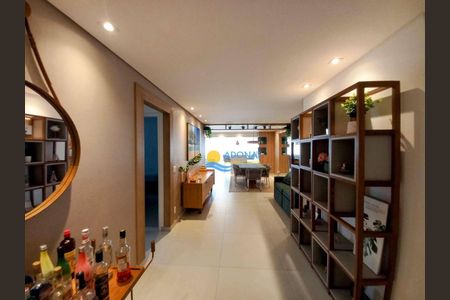 8_photo/94d1fe233f.bb87f18d08ddc917-ATLAS-3bb7b8a2-5f79-4e4f-b6dd-3f745afa9cc2.jpg de apartamento à venda com 3 quartos, 125m² em Barra Funda, Guarujá