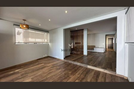 5_photo/94d1fe235b.83fcddcf8dda1e4f-ATLAS-1f8f0b67-69ac-42ab-b9b2-2edf7b799bc5.jpg de apartamento à venda com 3 quartos, 200m² em Barra Funda, Guarujá