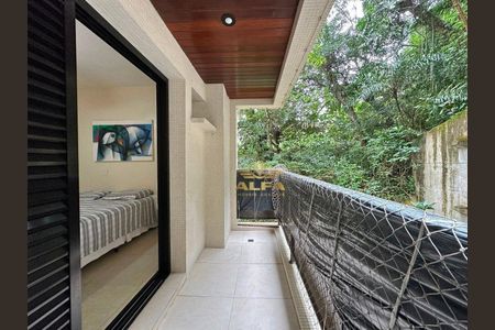 8_photo/94d1fe2425.f6765ec83e1e8ec1-ATLAS-0cd4ee2e-a9ca-4d60-8c28-bf8e15ec9d7d.jpg de apartamento à venda com 4 quartos, 192m² em Guarujá, Guarujá