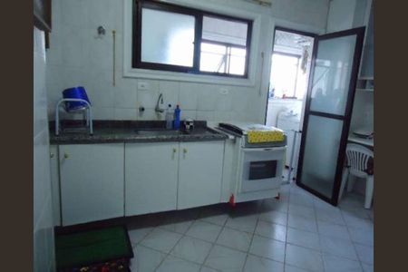 2_photo/94d1fe24a7.ad215cd54536b94c-ATLAS-1bcc3c8c-bd55-47a2-a5fd-edf39ea42f13.jpg de apartamento à venda com 3 quartos, 154m² em V Guaruja, Guarujá