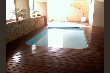 4_photo/94d1fe24d3.b85946ad413b0588-ATLAS-2d62ee14-b791-44fa-8ee6-fb3eaa162ab9.jpg de apartamento à venda com 2 quartos, 83m² em Centro, Guarujá