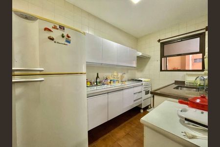 8_photo/94d1fe254f.bcb1e0ec2987e0d6-ATLAS-9e73f99a-f2ac-4eab-af92-5a006bd5a2de.jpg de apartamento à venda com 1 quarto, 55m² em Centro, Guarujá