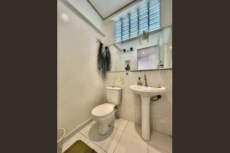 3_photo/94d1fe2553.8b11a1c5ef378642-ATLAS-1e0e2986-bcb5-47b8-a99a-8768eb2b2a0a.jpg de apartamento à venda com 2 quartos, 50m² em Centro, Guarujá