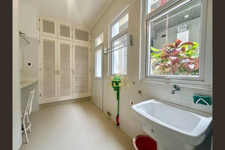 12_photo/94d1fe2563.20b1407c08fdccdc-ATLAS-a4ea06c7-6673-4b78-8ddc-842e25f19bea.jpg de apartamento à venda com 3 quartos, 160m² em Centro, Guarujá