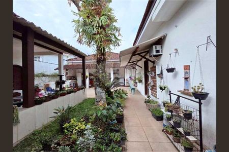 5_photo/94d1fe25f1.dc7b031a1d7e8bb1-ATLAS-248d8bcc-0b8d-4522-ad85-bfe95a81225c.jpg de casa à venda com 4 quartos, 585m² em Centro, Guarujá