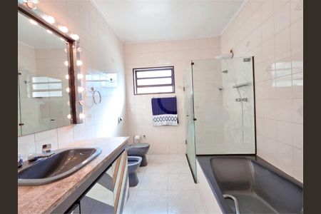 14_photo/94d1fe25f5.6c5c93e045adfc60-ATLAS-ac29cd2d-8f16-4c08-a29b-35e9d6b2b148.jpg de casa à venda com 3 quartos, 245m² em Centro, Guarujá