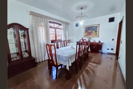 20_photo/94d1fe25f5.6c5c93e045adfc60-ATLAS-ddbb69c8-e4ba-4282-961b-7e2212ebfbd6.jpg de casa à venda com 3 quartos, 245m² em Centro, Guarujá