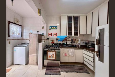 6_photo/94d1fe2685.249257f952d3c7f1-ATLAS-86547cac-e760-40bc-8d12-254fbdb7e5ea.jpg de casa à venda com 2 quartos, 175m² em Centro, Guarujá