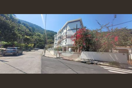 12_photo/94d1fe28e5.8e48f5906dd675de-ATLAS-85deef3e-586e-4de8-b9a3-306e3f2d83fa.jpg de casa à venda com 3 quartos, 142m² em Jardim Ideal, Guarujá
