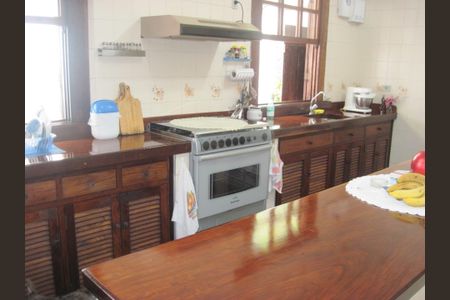 15_photo/94d1fe28f7.905d7f4245edae06-ATLAS-20f86932-8a9f-416d-adf1-dcf8b65be70a.jpg de casa à venda com 4 quartos, 500m² em Vila Maia, Guarujá