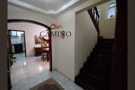 6_photo/94d1fe28f9.5b86ecbfc5c60960-ATLAS-2ba64ebb-aa6c-4c26-8d87-45bcd73ee1cc.jpg de casa à venda com 4 quartos, 312m² em Vila Maia, Guarujá