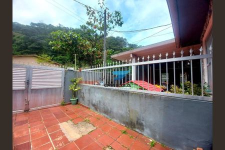 7_photo/94d1fe28fd.86fa7c56df5ec564-ATLAS-caba7231-0cc6-47b4-9475-7d1e73fa3ba5.jpg de casa à venda com 5 quartos, 240m² em Jardim Ideal, Guarujá